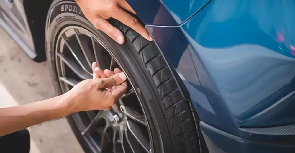 Valve stem caps